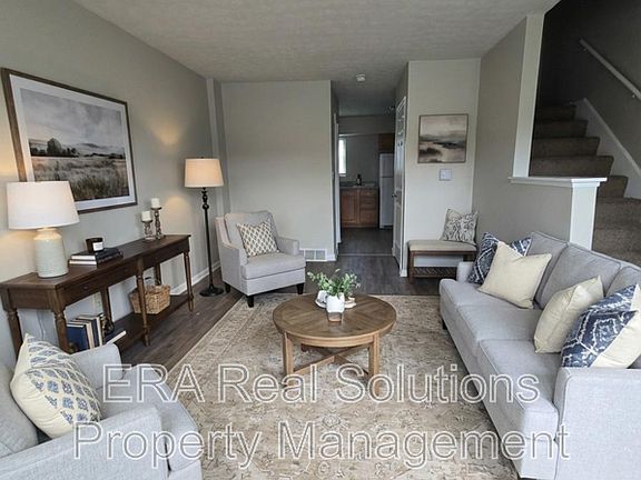 2nd image of 1716 Carstare Dr