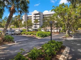 285 Naples Cove Dr APT 1102, Naples, FL 34110