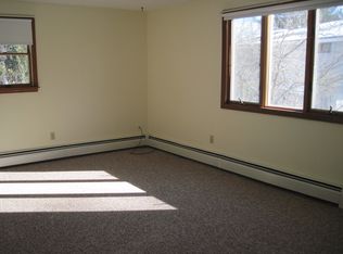 32 Lunn St, Riverside, RI 02915