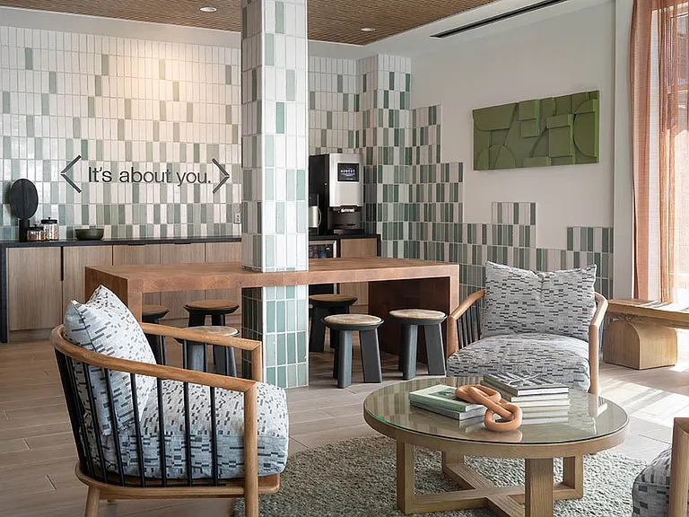 Leasing Center