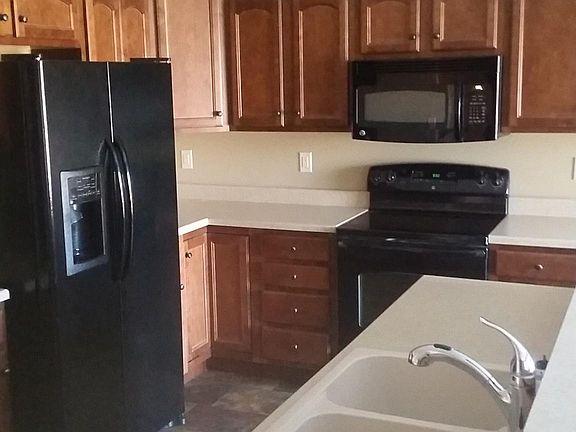 3rd image of 3770 Norseman Ave