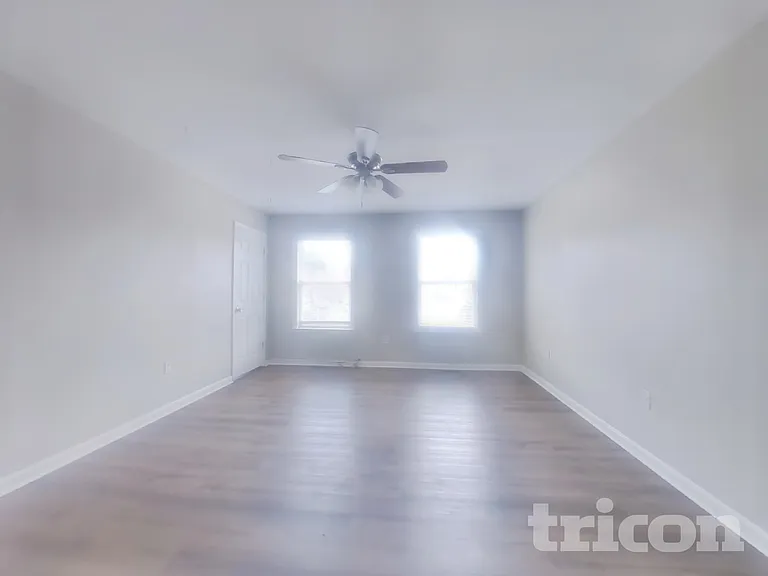 3182 Gainsborough Ct — Photo 8