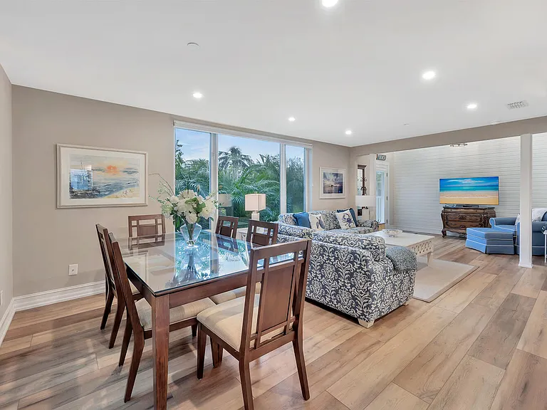 180 6th Ave S #3 — Photo 7