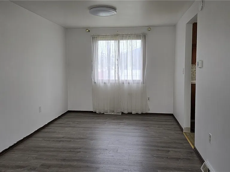182 Woodcrest Dr — Photo 11