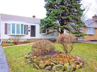 831 S Michigan Ave, Villa Park, IL