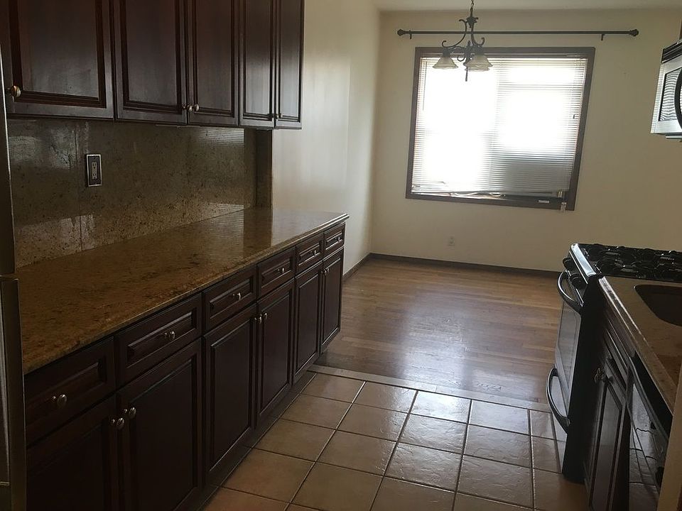 1st image of 2407 Ditmars Blvd #2