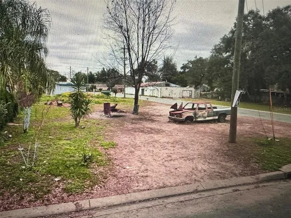 37335 Oak St #28, Dade City, FL 33523