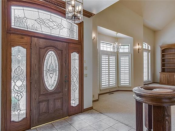 5th image of 8217 Brownsville Ln
