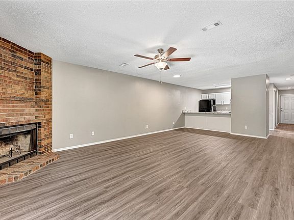 2nd image of 1658 N Boxley Ave