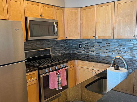2nd image of 113 Waters Edge Dr