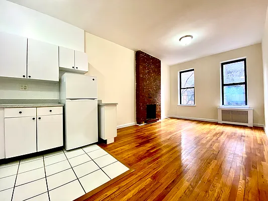 Rented by City & Suburban | media 2