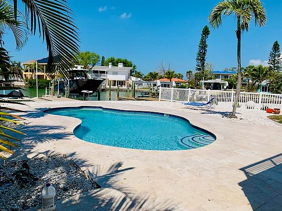 3rd image of 14162 W Parsley Dr