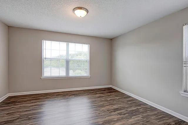 Walden Legacy Apartment Homes — Photo 15