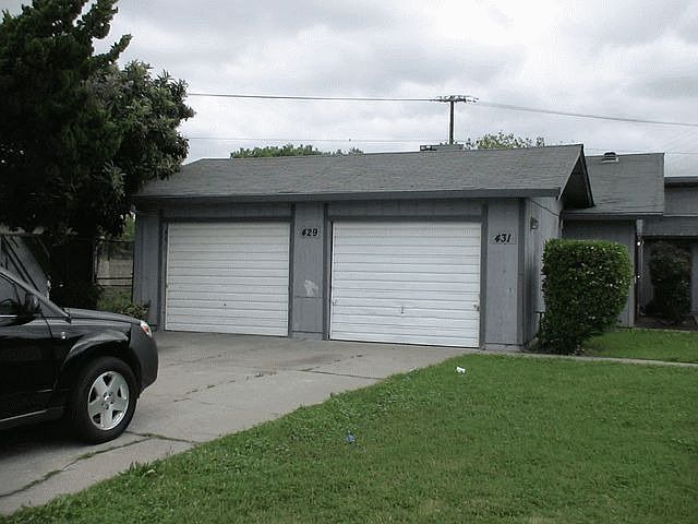 1st image of 429 Jill Cir