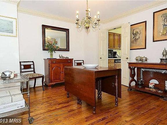 3rd image of 4034 Norbeck Square Dr