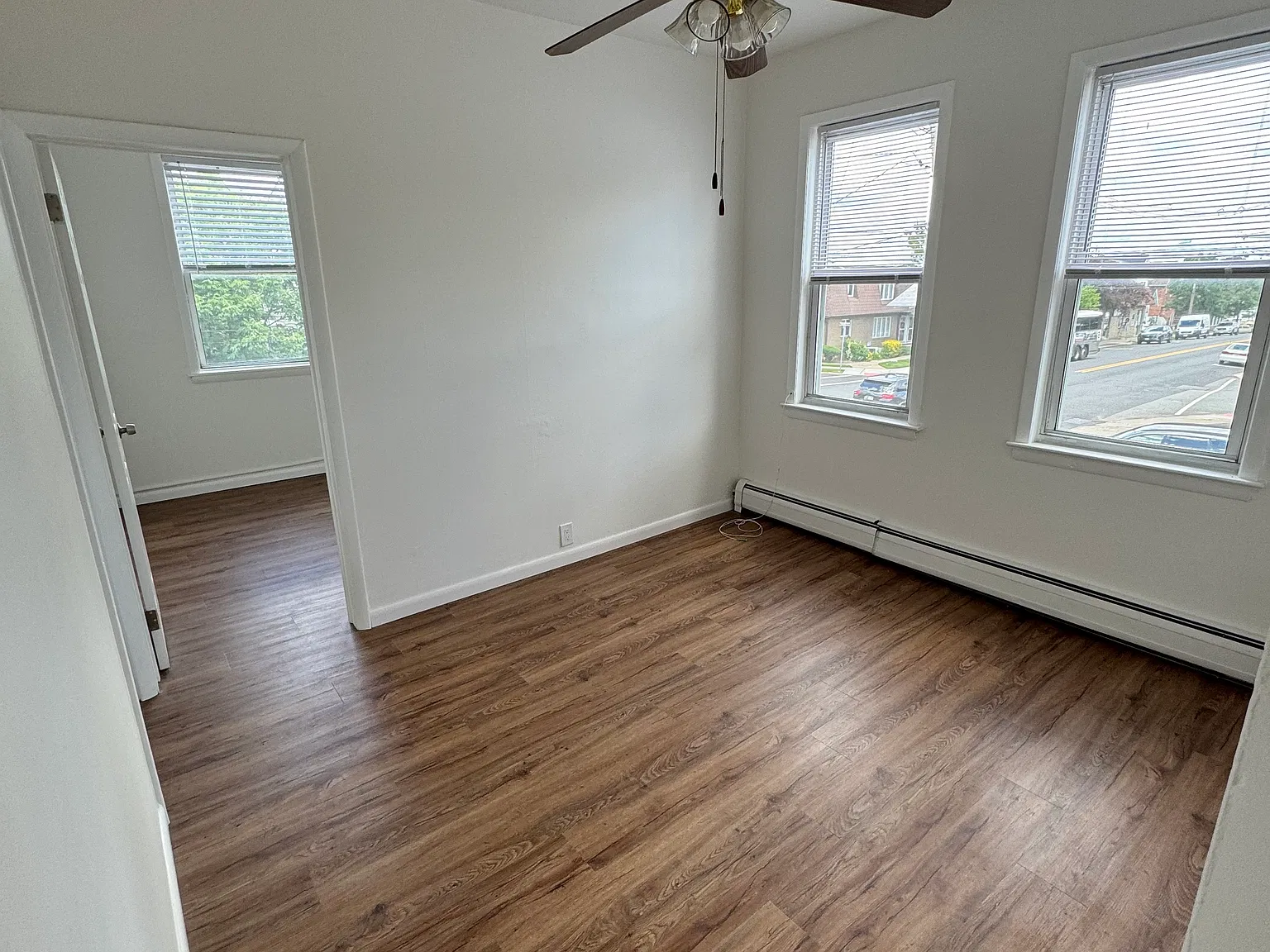 2 bed, 600 sqft, $2,200 — Photo 3