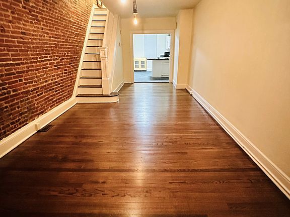 2nd image of 510 S Curley St