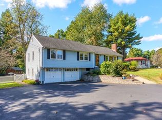 637 Shrewsbury St, Holden, MA 01520