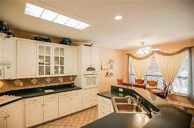 5th image of 205 Kaitlyn Ct