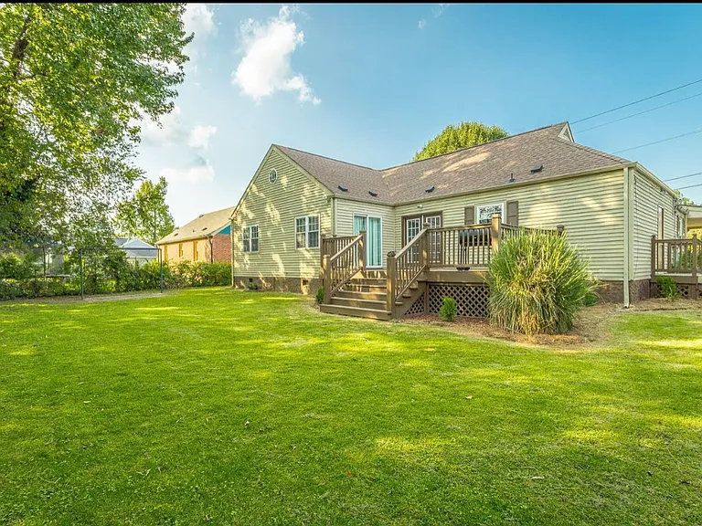 4800 Maryland Dr — Photo 27