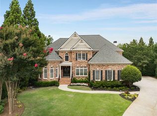 140 Elizabeth Cv, Roswell, GA 30075