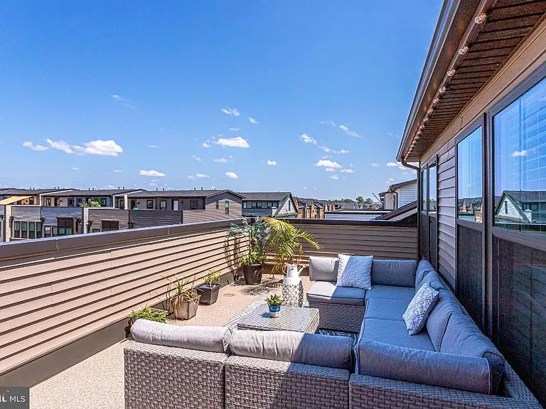 43394 Charitable St — Photo 40