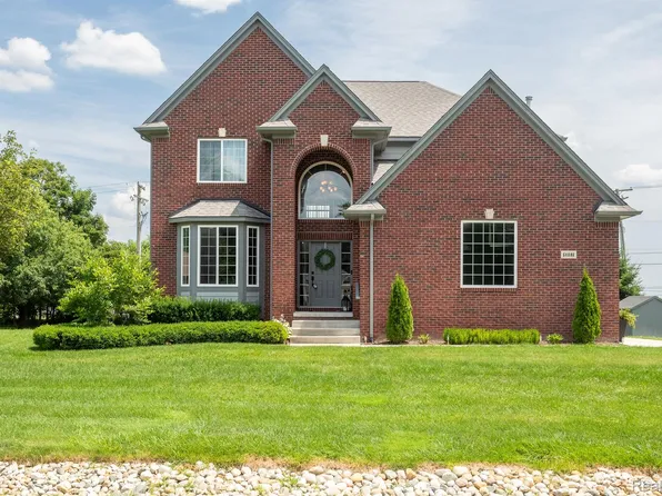 64008 Windsor Dr, Washington, MI 48095