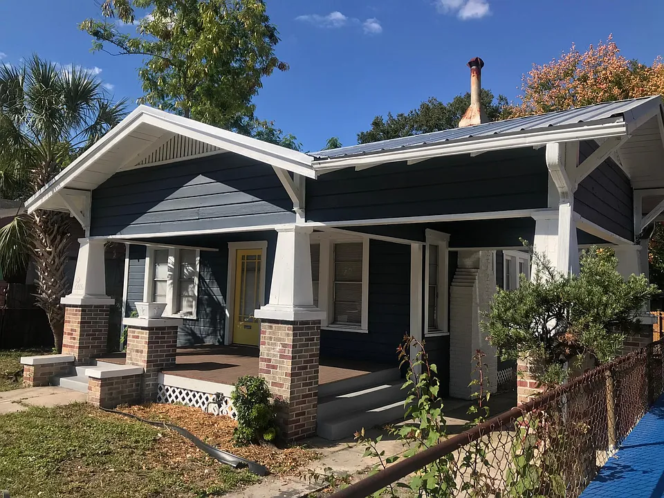 416 E Floribraska Ave