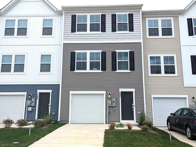 151 Cooperage Rd — Photo 1