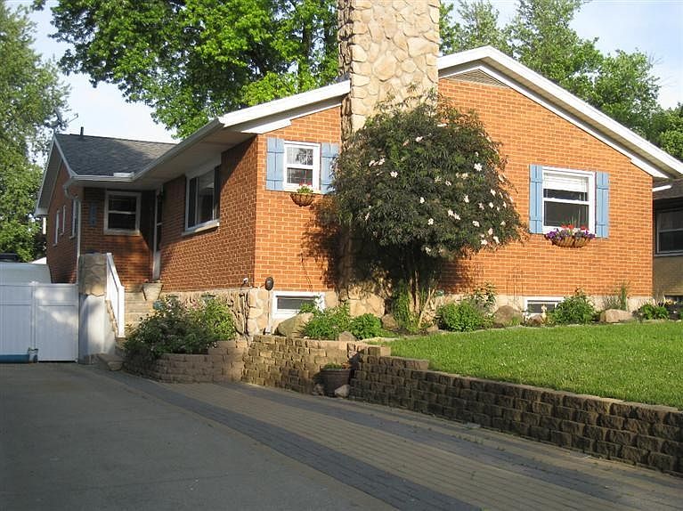 1st image of 2624 Wehrly Ave