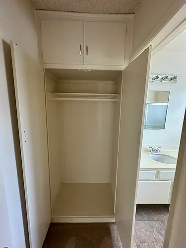 Floor plan 1-bedroom