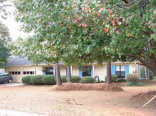 5336 Memorial Ln, Acworth, GA 30127