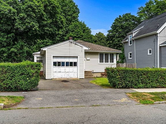 4th image of 11 Pennybrook Rd