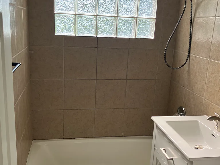 1806 Wayne St #2 — Photo 5