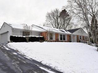 5136 Valley Trl, Racine, WI 53402