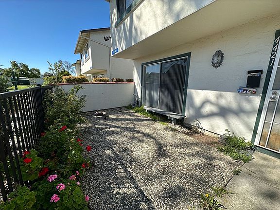 2nd image of 4421 Viejo Way