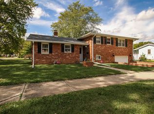 495 S Prairie Ave, Bradley, IL 60915