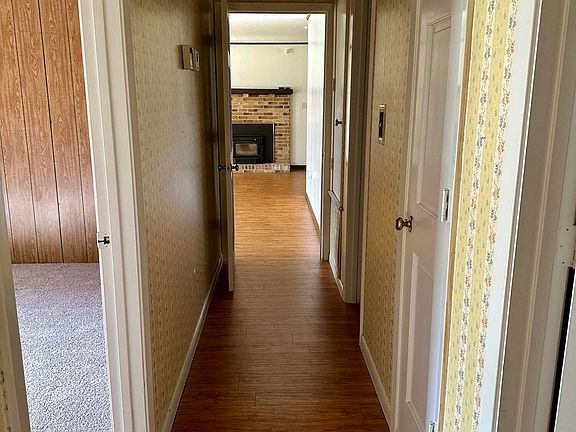 5th image of 8425 Cedar Ridge Cir