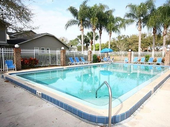 Thatcher's Landing Comm Pool