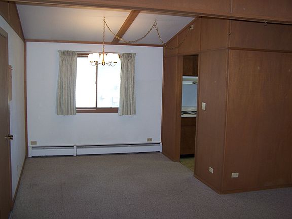 3rd image of 210 G Ave