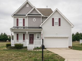 128 Hocutt Farm Dr, Clayton, NC 27527
