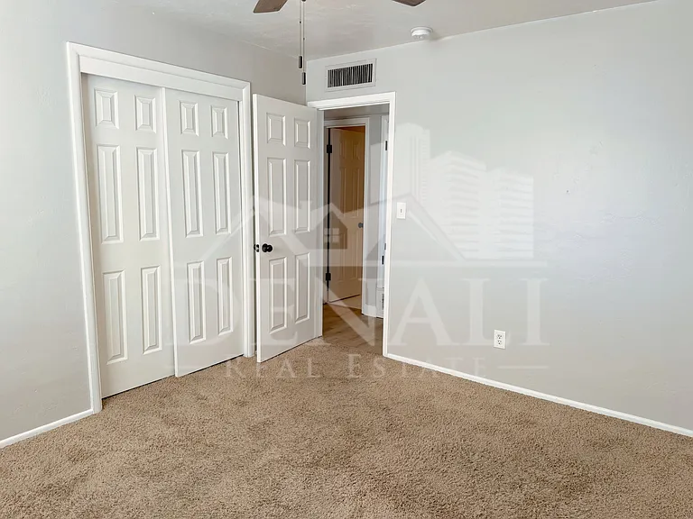 1220 W Romo Jones St — Photo 16