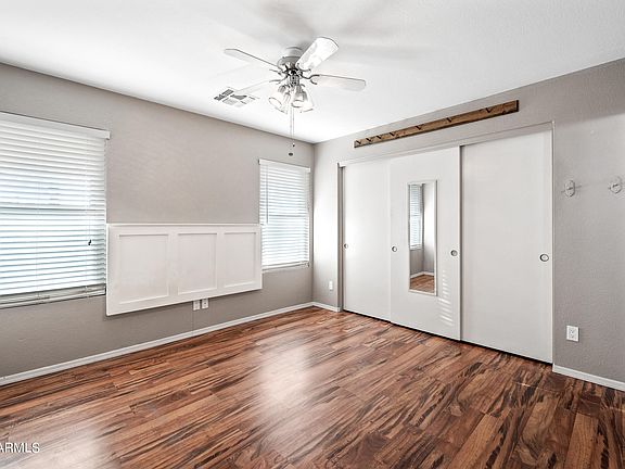 5th image of 380 S VALLEY Drive
