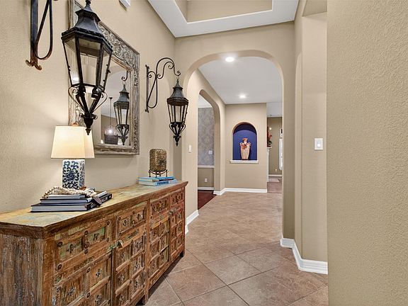 4th image of 1207 Chapel Cone Ln