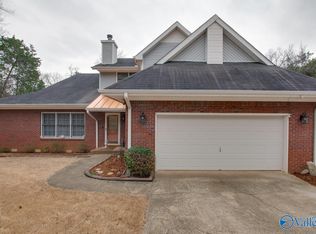 1312 Hiwan Trl SE, Huntsville, AL 35802