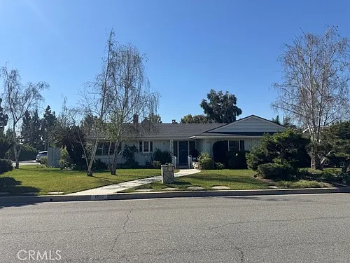 1200 W Rowan St Photo 1