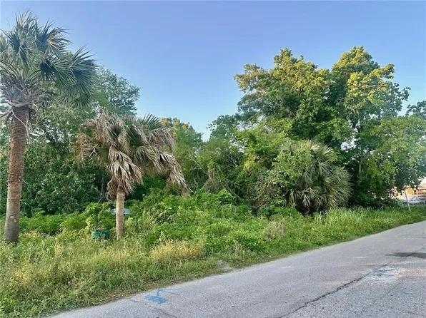 Oak Dr, Lafitte, LA 70067