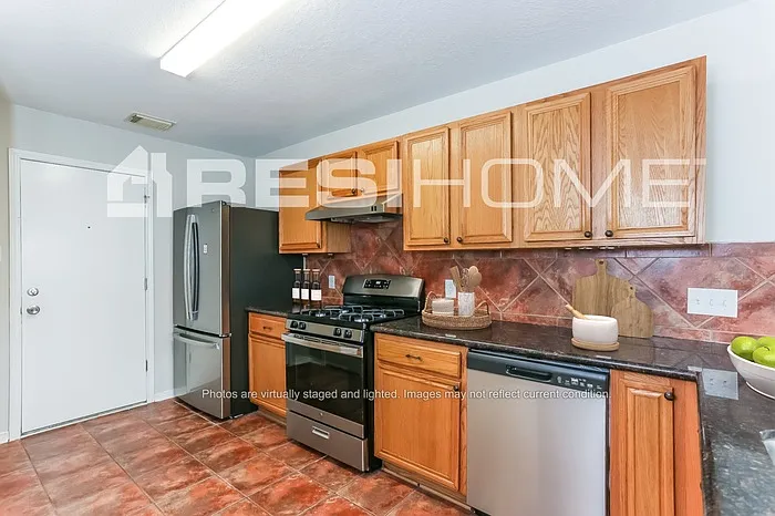 4906 Drew Forest Ln — Photo 2