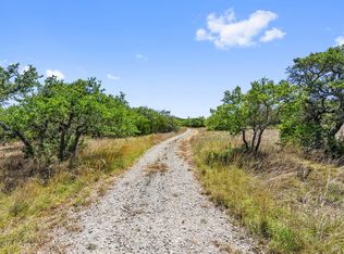 452 Landons Way, Blanco, TX 78606