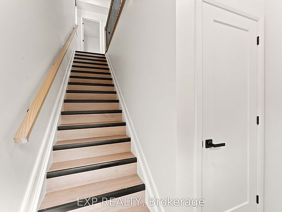 3rd image of 60 Lees Ave #B3